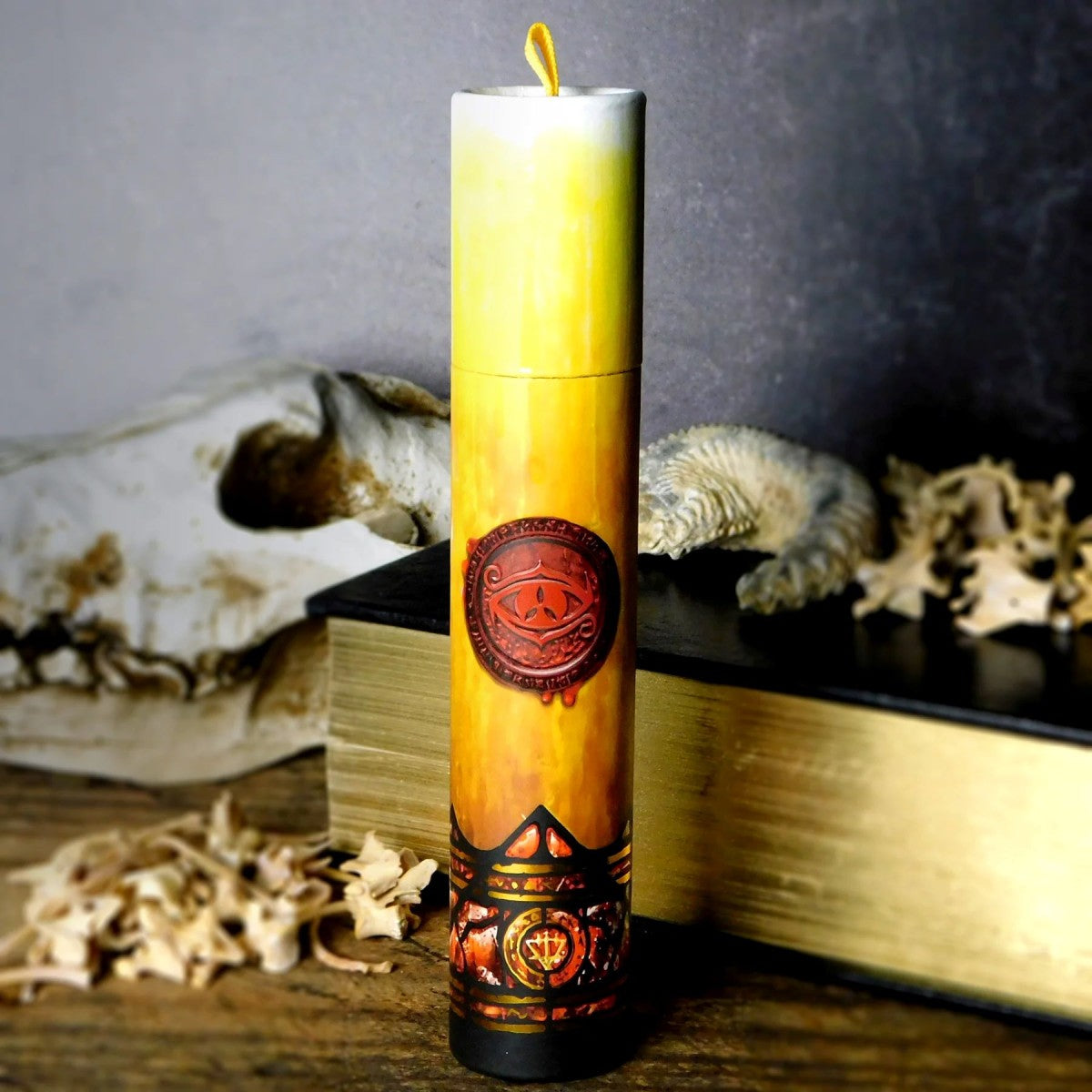 Étui-tube pour Dés, style Bougie "Œil du Chaos"