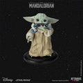 Figurine résine Grogu « Eating the Frog » 1/5e - The Mandalorian