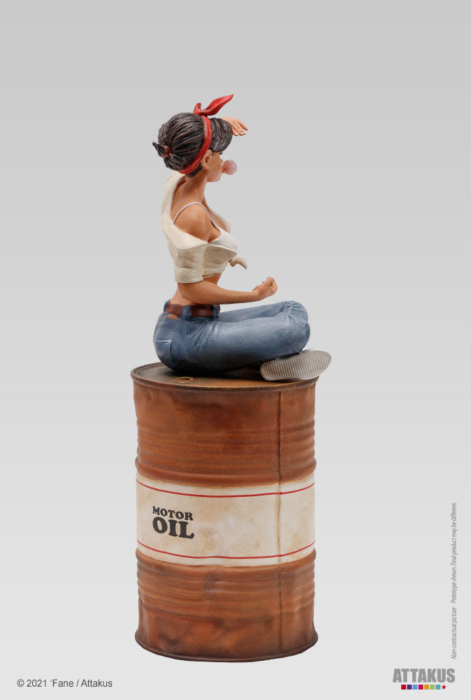 Figurine résine Lillie Roadrunner Aero Eastern - collection Pin-Up