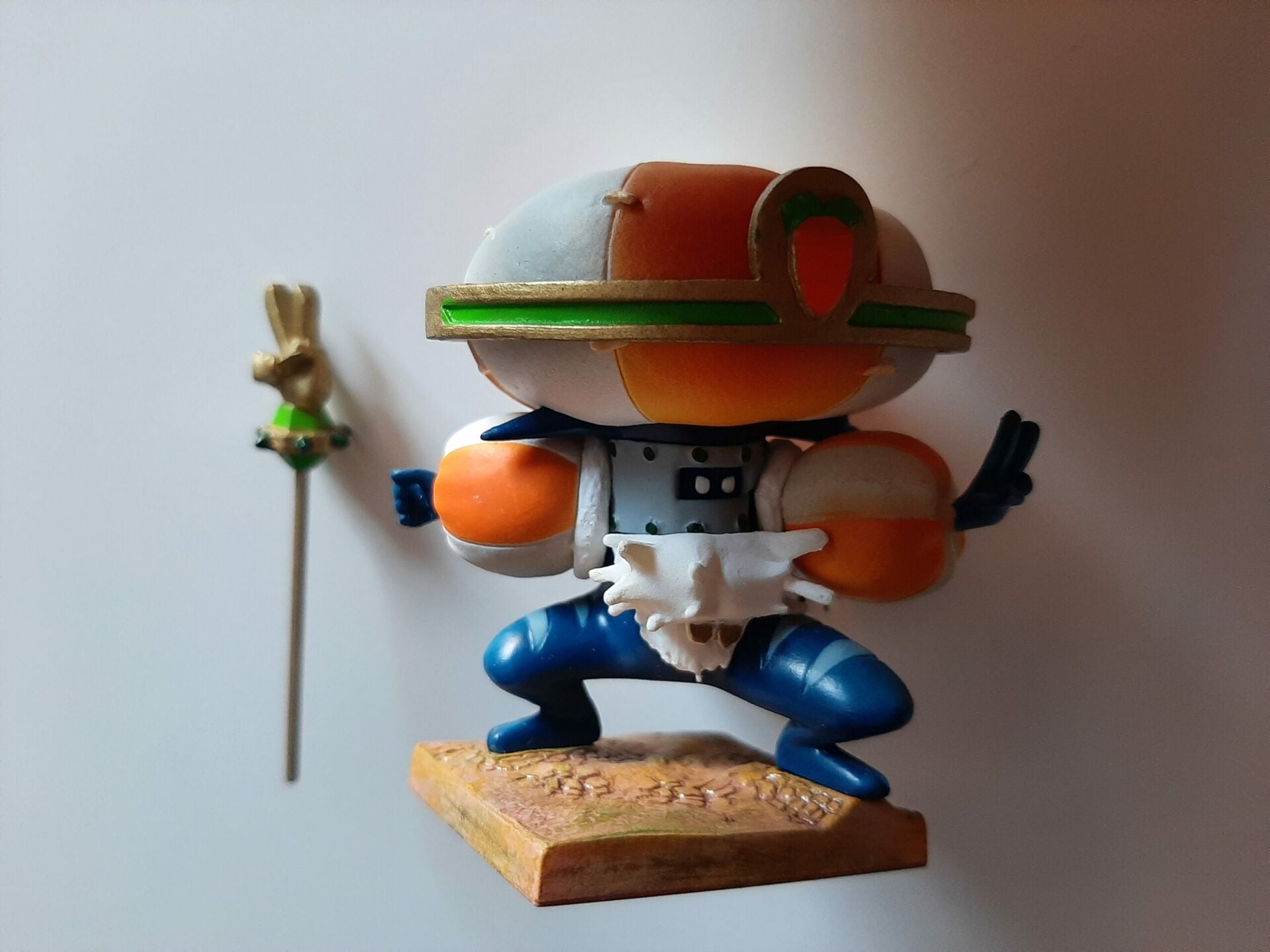 Figurine Wa Wabbit en résine 7.6 cm