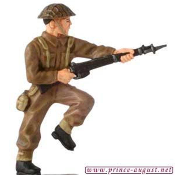 Prince August - W2502 GB Soldat Chargeant - 54 mm